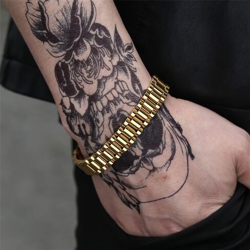 18K gold neutral style 10mm strap chain bracelet, suitable for both men and women to wear in daily wear, showcasing unique style in Saudi Arabia