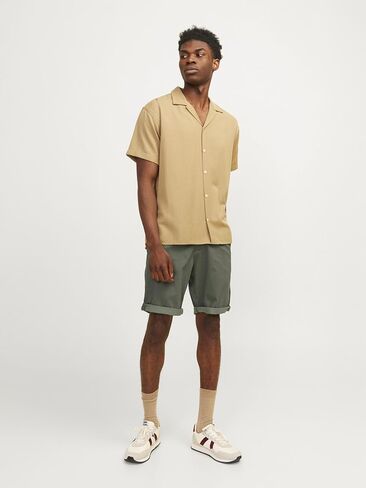 JACK & JONES Men Chino Shorts in Kuwait