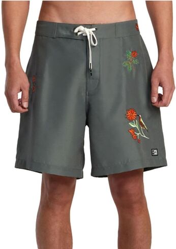 RVCA Men Fix Fixed Heist 16 "Boardshorts in Saudi Arabia