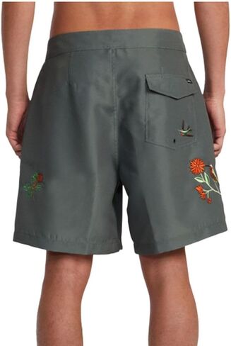 RVCA Men Fix Fixed Heist 16 "Boardshorts in Saudi Arabia