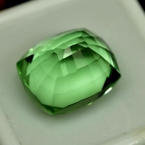 8-9 CT COT Green Emerald AAA+ CUSHION CUT - GIE معتمد من الأحجار الكريمة الفضفاضة للقلادة والسوار وصنع المجوهرات in Saudi Arabia