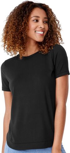 يوكي للسيدات النشطات النشط Everivay Short Sleeve Crew Neck Tee in Saudi Arabia