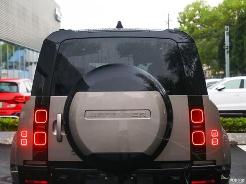 Lantau Bronze Tyre Cover Portecor Fits للمدافع 90 110 130 2020 2021 2022 2023 2024 in Saudi Arabia