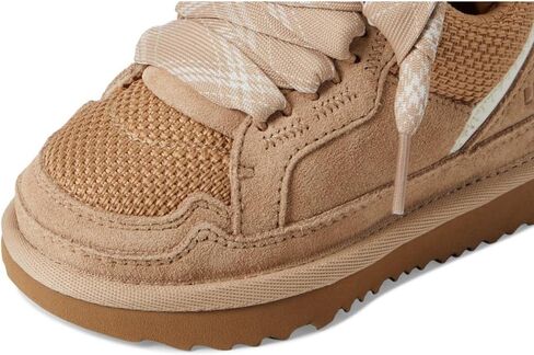 UGG Unisex-Child T Lowmel Sneaker in Saudi Arabia