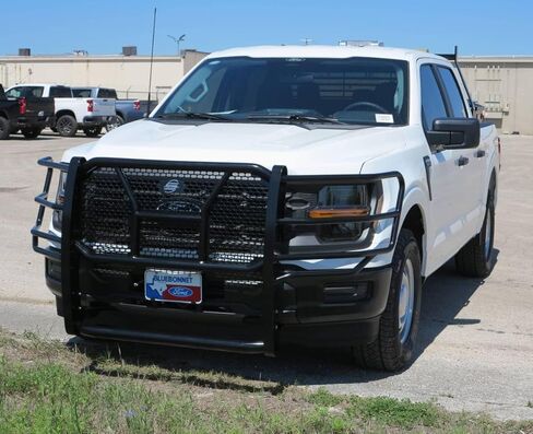 Steelcraft HD Grille Brush Guard Black Fits 2015-2024 Ford F-150 | Does Not Fit Raptor or Lighnting | Includes Midwest Aftermarket Decal in Kuwait