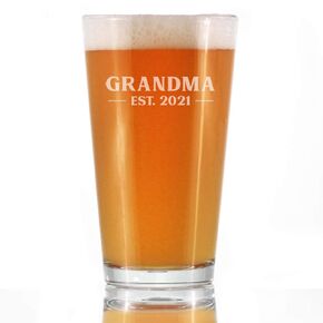 Grandma Est 2020 - New Grandmother Pint Glass Gift for First Time Grandparents - Bold 16 Oz Glasses