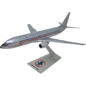 Flight Miniatures American Astrojet 737-800 1:200 Scale - Plastic Snap-Fit Model Airplane - Collectible Replica of American Airlines Aircraft Part #ABO-73780H-200