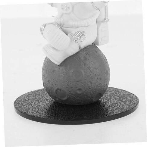 Cabilock 3pcs رائد الفضاء ديكور كارز سحر لوحة القيادة الفريدة من نوعها لسيارات رائد الفضاء للسيارة التمييز ذو طابع للسيارة لزينة المركبات المنزلية in Kuwait