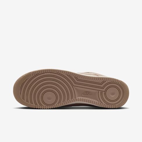 Nike Air Force 1 '07 LV8 أحذية الرجال (HJ4465-200 ، Mink Brown/Sail) in Saudi Arabia