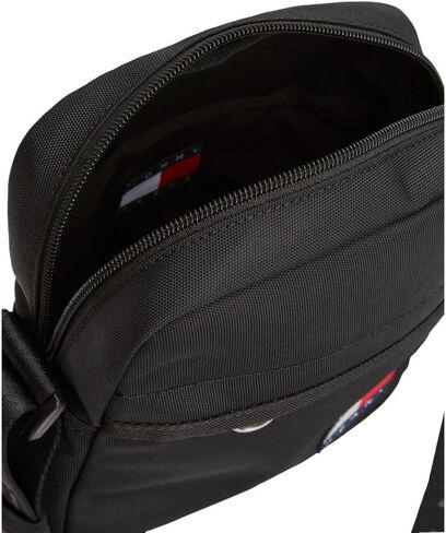 حقيبة Crossbody اليومية اليومية Tommy Jeans مع سحاب وحزام قابل للتعديل in Saudi Arabia