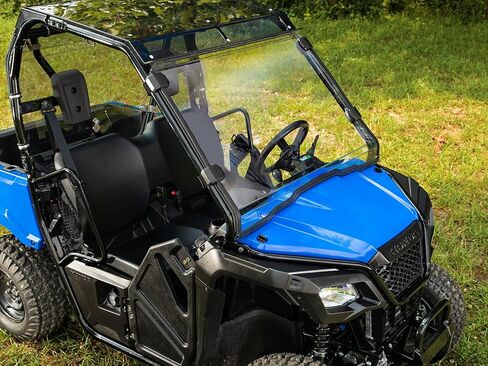 SuperATV Heavy Duty Full Windshield متوافق مع 2017-2020 Honda Pioneer 500 / 2021+ Honda Pioneer 520 | 1/4 "سميكة من البولي كربونات صافية | in Saudi Arabia