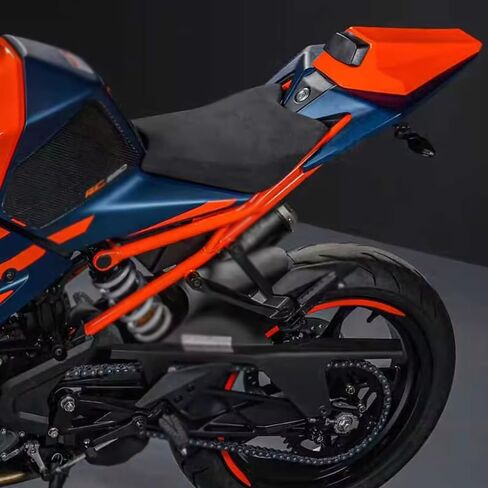 بالنسبة إلى RC390 RC390 2024 2023 2022 تغطية المقعد الخلفي تغطية خلفية للركاب الخلف للدراجة النارية غطاء خلفي غطاء خلفي الغطاء الخلفي غطاء القشرة (مظهر ألياف الكربون) in Kuwait
