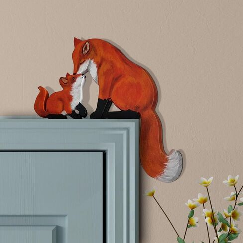 Mama and Baby Fox Door Topper Adorable Fox Shape Statue Door Corner Sculpture for Handcrafted Wood Decor Sign, Creative Wooden Art Figurine Ornament for Garden Living Room Bedroom Office (Baby+Mama) in Kuwait
