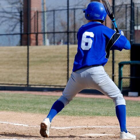 Boy Baseball/Softball Socks & Belt Set ، جوارب كرة القدم للشباب (3 أزواج من الجوارب وحزام واحد in Kuwait