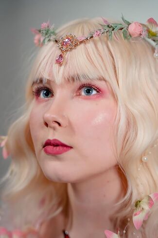 MOSTORY Fairy Flower Crown Headpiece - Floral Elf Crown Woodland Flower Circlet for Women Renaissance Renfaire Halloween in Kuwait