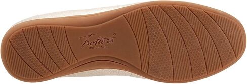 أحذية Trotters النسائية in Saudi Arabia