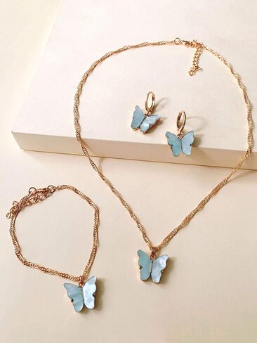 4 Pcs/Set Coforful Butterfly Jewelry Set Cute Acrylic Butterfly Pendant Necklace Bracelet Earrings Adjustable Chain Bohemian Necklace for Women Boho Jewelry Valentine's Day Gifts in Saudi Arabia
