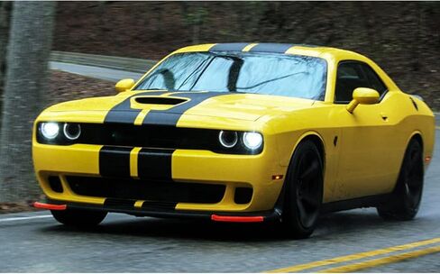 X Xotic Tech 2x Front Lip Splitter Spoiliter Spoilters Protector Corner Edge Guard Cover Trim متوافق مع Dodge Challenger SRT و R/T Scat Pack 2015-2024 و R/T و GT 2019-2024 (غير مناسب R/T Plus ، SXT) Pink) in Kuwait