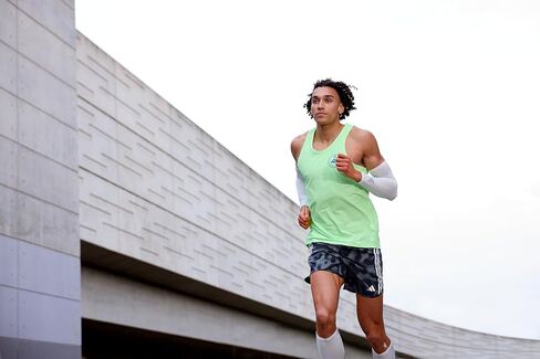 أكمام ذراع Adidas ضغط ، وأكمام الضغط الخفيفة ، وتنظيم درجة الحرارة in Kuwait