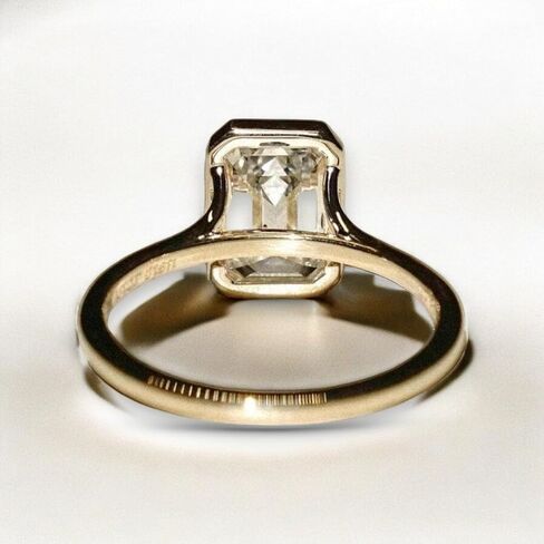 3Ct Emerald Cut Ring Moissanite ، مشاركة مجموعة الإطار ، وذات الذكرى السنوية المشعة ، وحيدة هجين ، خاتم زواج متقطعة للمرأة من قبل ZenithCraftss in Saudi Arabia