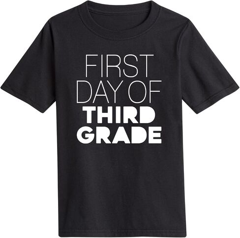 Instant Message - First Day of Third Grade - Youth Short Sleeve Graphic T-Shirt in Kuwait