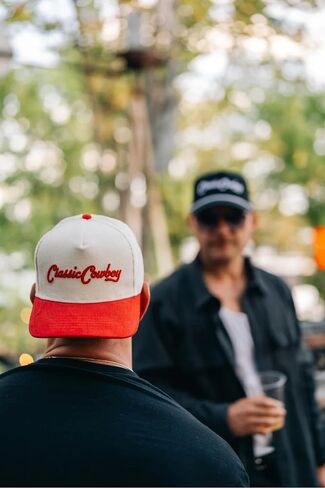 قبعة Snapback Corduroy القابلة للتعديل - Cap Western Vintage للرجال والنساء ، قبعة البيسبول على طراز سائق الشاحنة الخالدة in Kuwait