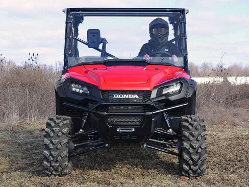 SuperAtv شاقته الشاقة واضحة للخدش الزجاج الأمامي الكامل لعام 2016+ هوندا بايونير 1000 / 1000-5 | 1/4 "البولي الكربونات السميكة | 250x أقوى من الزجاج | يتضمن ختم لمبة مثبتة مسبقًا in Saudi Arabia