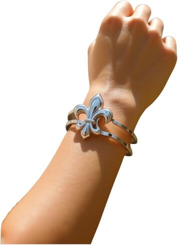 Women Fashion Jewelry Classic Look Night Wear Wear Wrist Cuff Bracelet Silver Fleur de Lis Z112 in Kuwait
