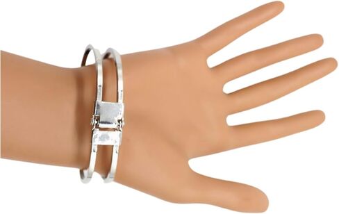 Women Fashion Jewelry Classic Look Night Wear Wear Wrist Cuff Bracelet Silver Fleur de Lis Z112 in Kuwait