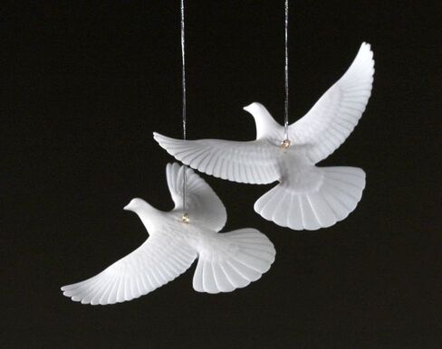 HOME ALONE 2 DOVES PAIR AUTHENTIC REPLICAS USA made direct from John Perry who created them for the movie in Saudi Arabia