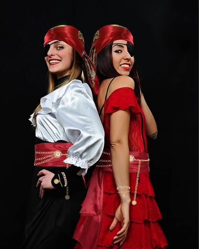 مجموعة ملحقات القراصنة للسيدات - باندانا القراصنة ، حزام وشاح أحمر ، مجوهرات ذهبية ، رقعة العين لأزياء القراصنة in Kuwait