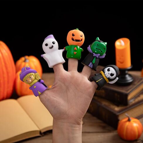 5 Pieces Christmas Finger Puppets Toys for Kids Santa Claus Snowman Character Finger Puppet for Party Favors Goodie Bag Fillers in Saudi Arabia