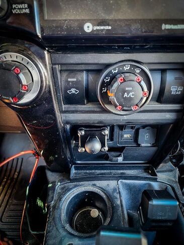لوحة القيادة 4 Runner Mount | يناسب الجنرال الخامس 2014-2024 | 1 "كرة متوافقة مع RAM لـ Dashboard Cubby | إكسسوارات Smash Smash in Saudi Arabia