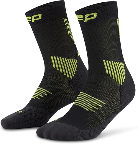CEP Core Run 5.0 Mid Cut Crew Compression Socks للرجال والنساء - الأداء الجوارب الجوارب مع الوقاية من نفطة in Kuwait