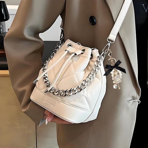 Bag Charm Keychain, Bow-Knot keychain with Pearl Lucky Five Chain Dangle Charm for Women's Handbags in Saudi Arabia