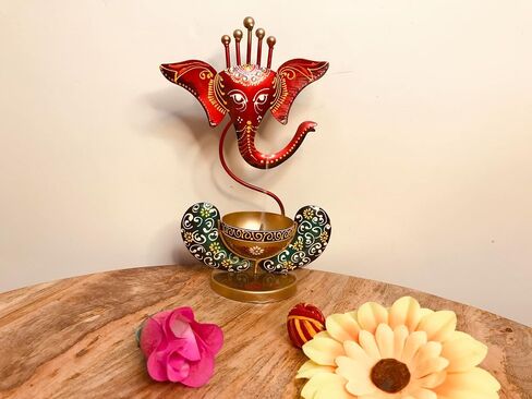 حامل شمعة Tealight المعدنية | حامل شمعة DIYA لديكور المنزل | التصميم الشبكي | ديكور ديني ديني أنيقة لغرفة المعيشة ، غرفة بوجا والمهرجانات | قطعة زخرفية فريدة من نوعها لماندير in Saudi Arabia