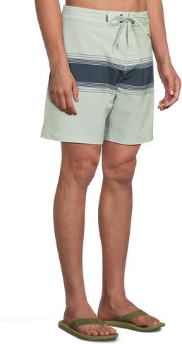 Quiksilver Men's Surfsilk Street-Trunk 18 Boardshorts in Kuwait