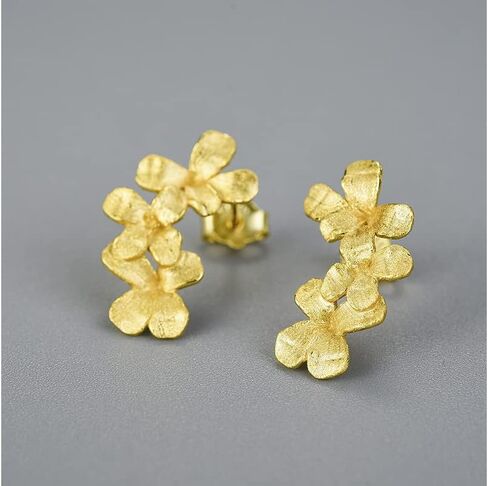 اقراط بتصميم زهرة من الفضة الاسترلينية عيار 925 مطلية بالذهب الاصفر للنساء، مجوهرات مصنوعة يدويا من تشارمينج ديزاينر بريميوم بيرل, فضي in Kuwait