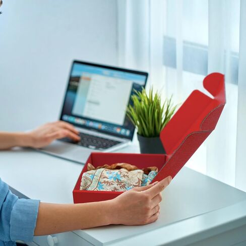 صناديق من الورق المقوى، 15 حزمة من صناديق الشحن 6 × 6 × 2 صناديق بريد قابلة لإعادة التدوير، صندوق من الورق المقوى المموج الملون، صناديق تخزين صغيرة للشحن والبريد وتغليف الهدايا (أزرق ملكي) in Kuwait