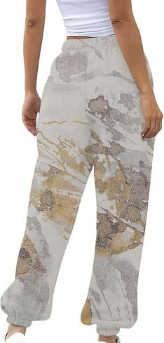 Women Wide Leg Camo Sweatpants Y2k Loose Camouflage Workout Jogger Pants Baggy Army Cargo Sweatpants with Pockets in Saudi Arabia