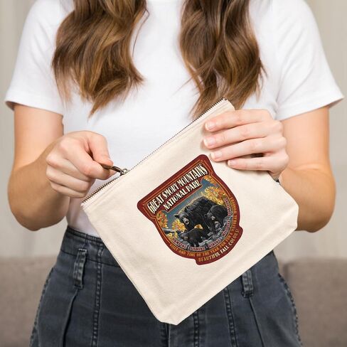 Press Lantern Press Great Smoky Mountain National Park ، Tennessee ، Black Bears Vintage Sign ، حقيبة سحاب من القطن 100 ٪ ، ملحق السفر ، GO BAG in Saudi Arabia