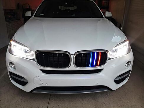 Ijdmtoy LED إضاءة مميزة 3 ألوان LED مصببة أمامية إدراج توافقات متوافقة مع 2014-18 BMW X5 و 2015-16 X6 7-Beam Center Center Grill in Kuwait