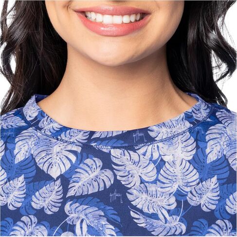 Guy Harvey Women's Long Sleeve Sublimated Performance Tee with Thumbhole in Saudi Arabia