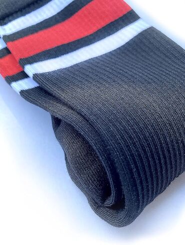 علاج العظام القديم | ONT Performance Crew Socks with Classic Stripes | مثالي للتزلج على الجليد والتزلج على الجليد BMX in Kuwait