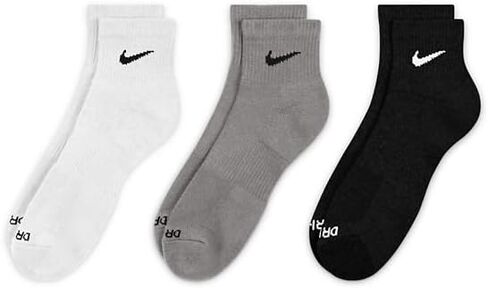 Nike Men's كل يوم بالإضافة إلى توسيد in Saudi Arabia