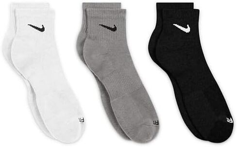 Nike Men's كل يوم بالإضافة إلى توسيد in Saudi Arabia
