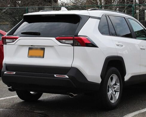 X Xotic Tech الخارجي الخارجي الخلفي العاكس العاكس الضباب القطع ، الكروم ، متوافق مع تويوتا RAV4 2019 2020 2021 2022 2023 2024 2025 in Saudi Arabia