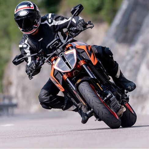 Continental Contisportattack 4 200/55ZR17 إطار الدراجات النارية الرياضية الخلفية - أقصى قبضة ، معالجة ضوئية ، ودقة توجيه رائعة 200/55-17 in Kuwait