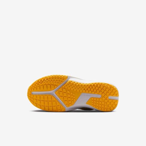 Nike Sonic Fly Little Kids' Running Shoes (FZ0016-100, Summit White/Volt Tint/White/Hyper Royal) in Saudi Arabia