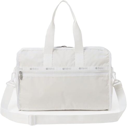 حقيبة LeSportsac Spectator Azure Deluxe متوسطة الحجم لعطلة نهاية الأسبوع، طراز 4318/لون E871، أزرق محيطي ساحر وأبيض ناصع يوحدان الهدوء والصفاء، طراز Spectator بحزام/زخرفة بلونين in Kuwait